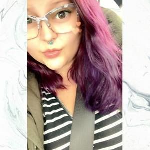 Meet your Posher, Michaela